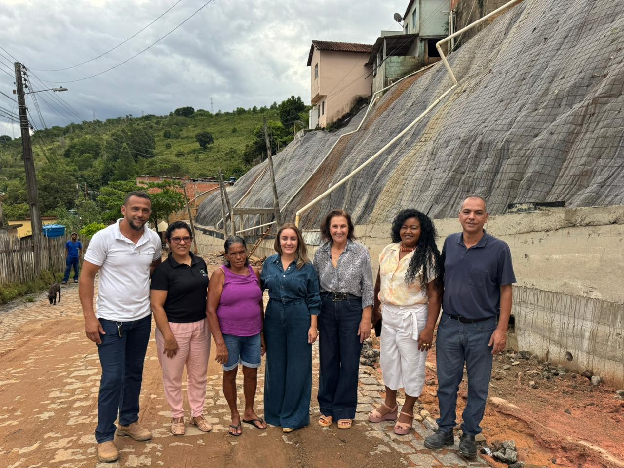 Prefeitura de São Domingos do Norte avança com construção de novo muro de contenção para garantir mais segurança à população