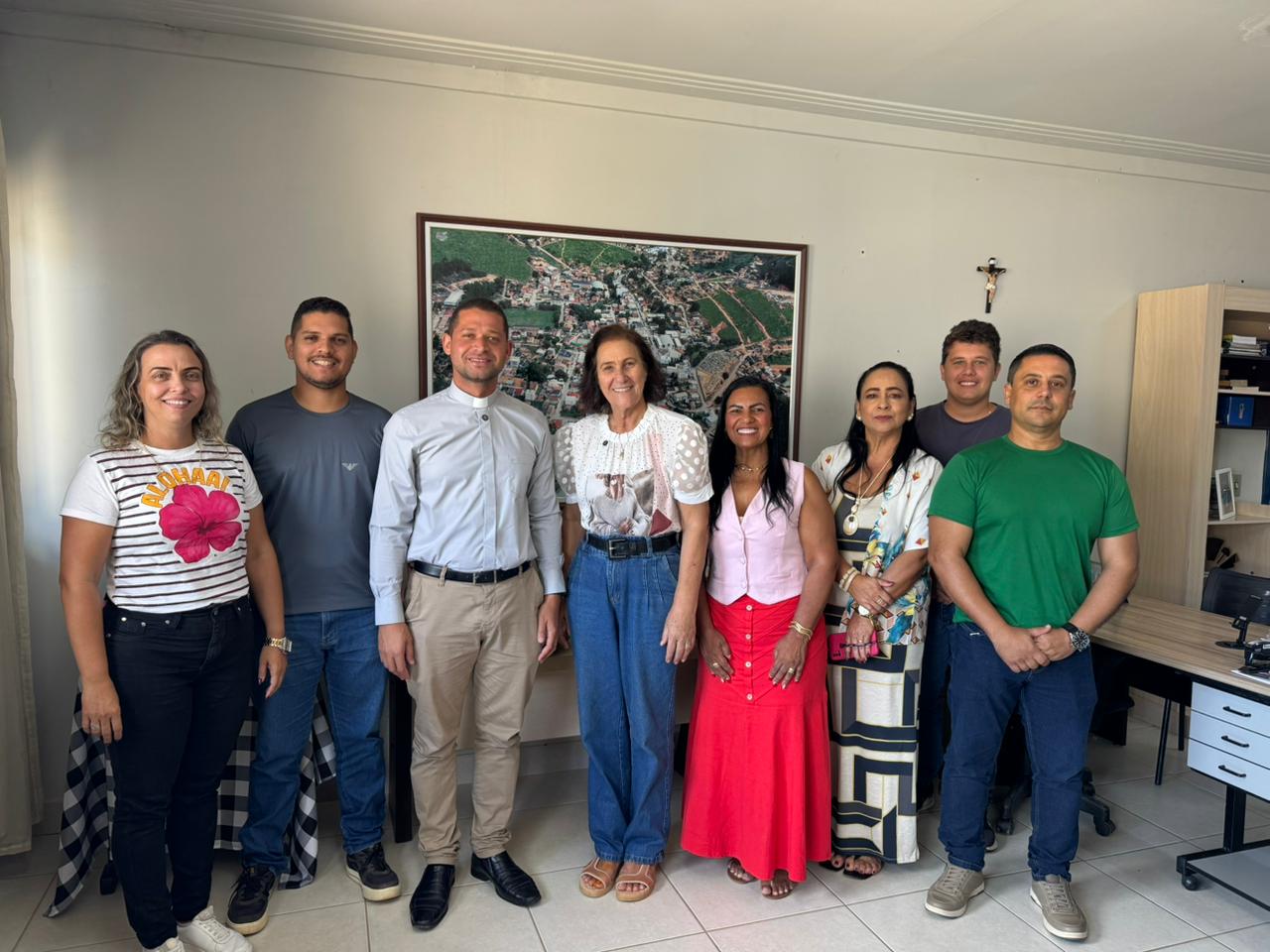 Novo pároco Padre Renildo realiza visita institucional à Prefeitura de São Domingos do Norte