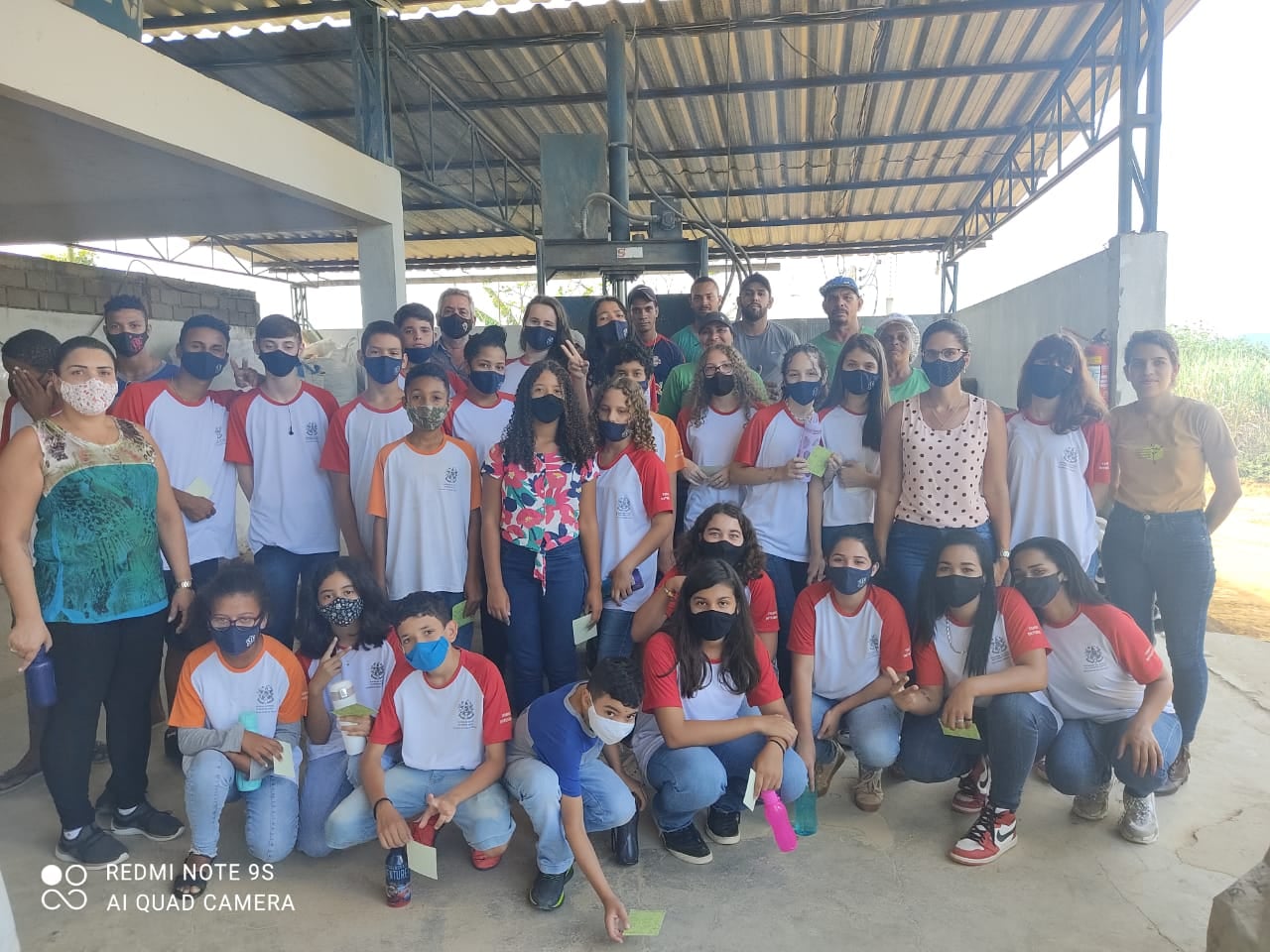 ACAD - Associação de Catadores Dominguenses, recebeu a visita dos alunos da Escola Estadual